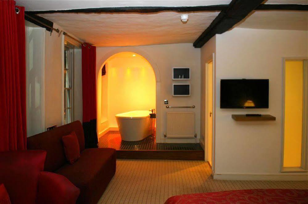 The Bear By Greene King 3* Hungerford